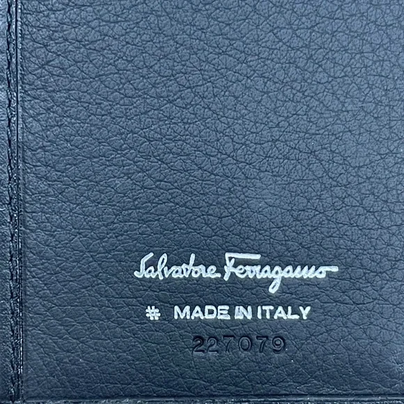 Salvatore Ferragamo Black Leather Wallet - Picture 3 of 12